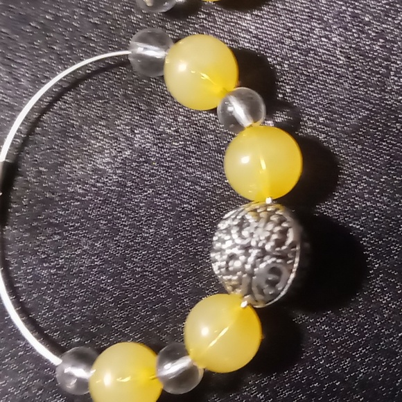 Yellow and silver beaded hoop earrings with 925 hooks. - Picture 3 of 9